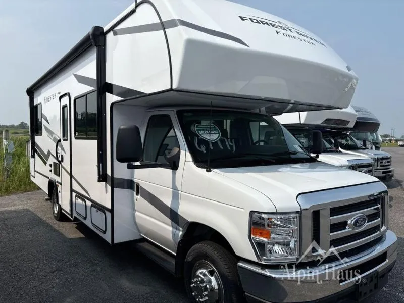 2026 Forest River Forester LE 2351LE FORD - Photo 2