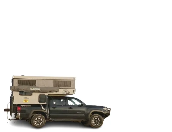 Topi BASE exterior