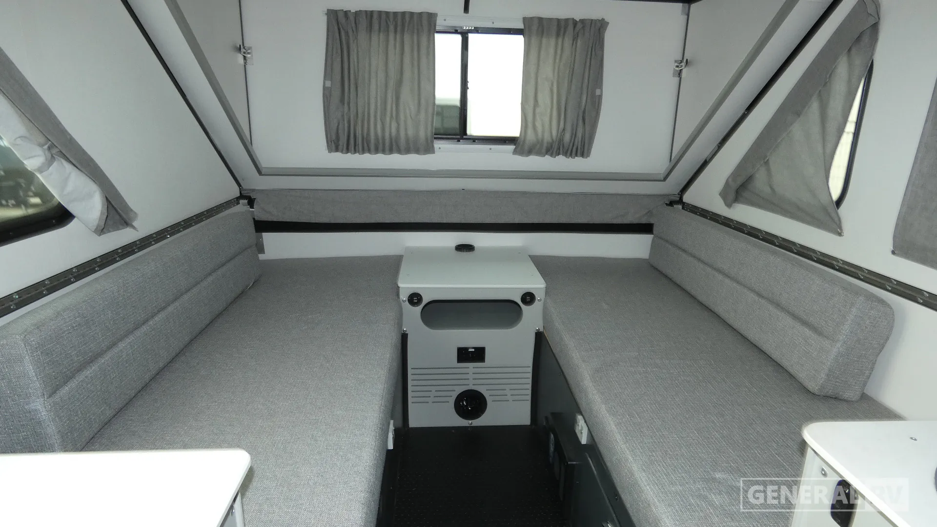 2025 Aliner Evolution 15 - Photo 3