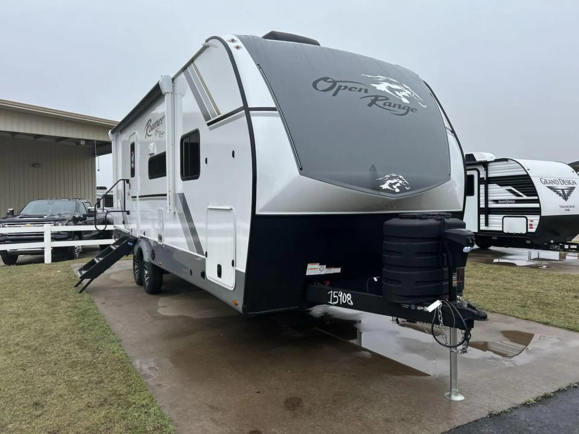 2026 Highland Ridge Roamer Light Duty 27RBOS dealer photo 1 from McClains RV