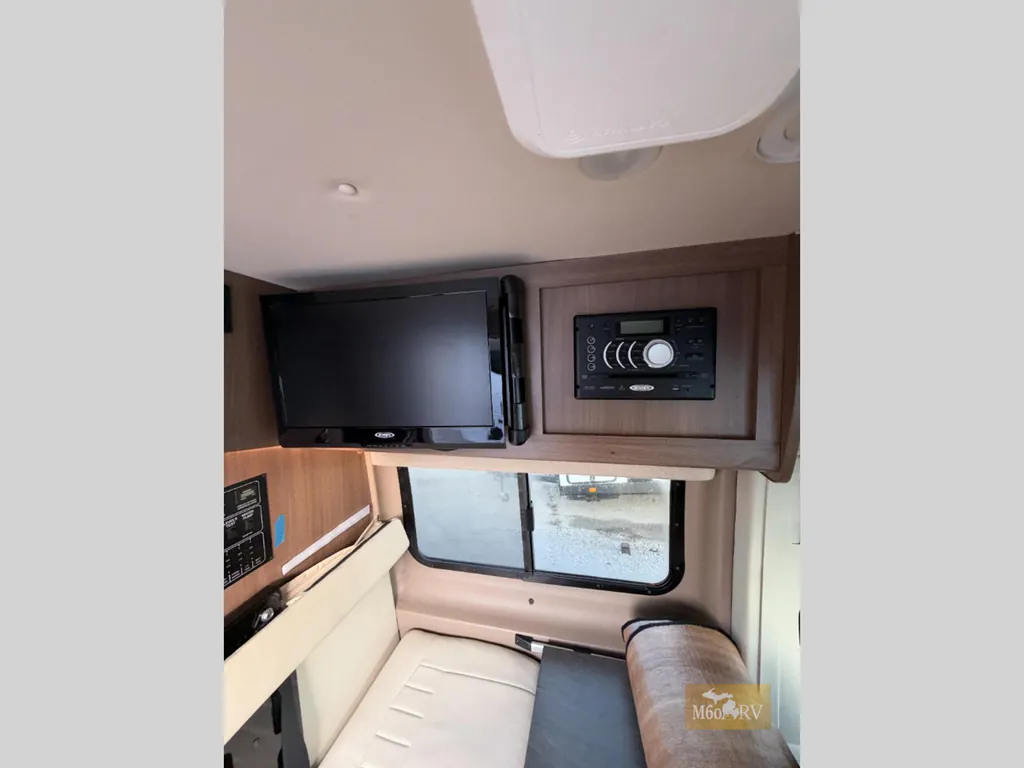 2015 Winnebago Travato 59G, Photos photo 12