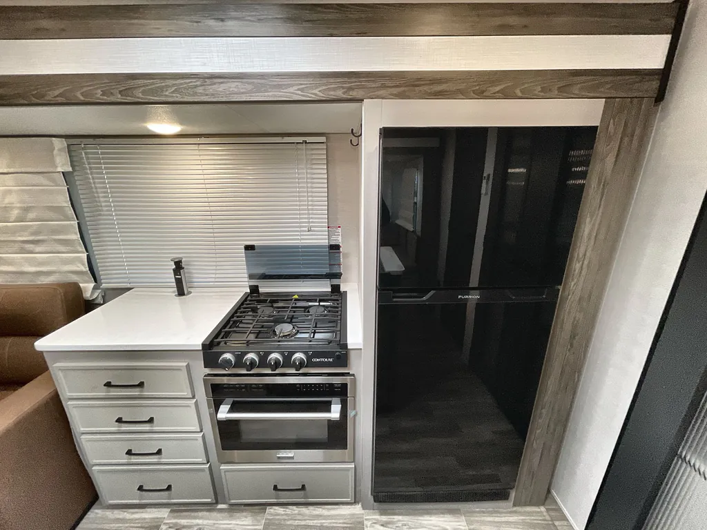2025 Forest River Vibe 3400BH, Photos photo 9