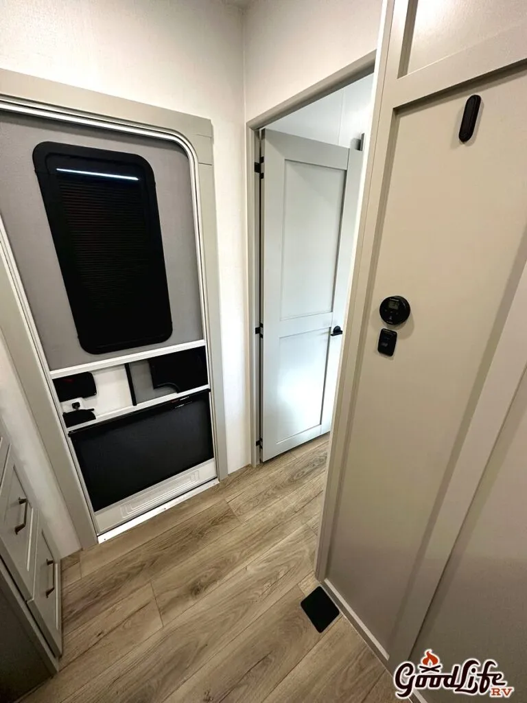 2026 Brinkley Model Z 3515, Photos photo 72
