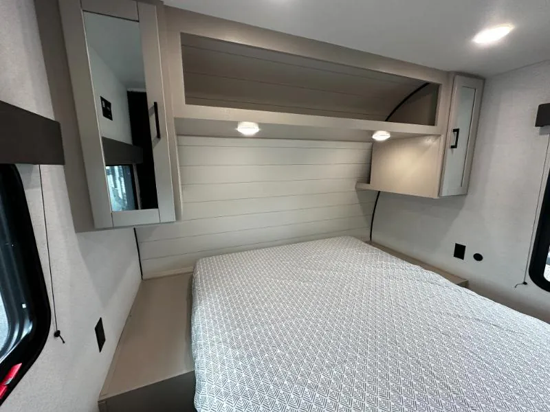2027 Jayco Jay Flight 175FQ, Photos photo 9