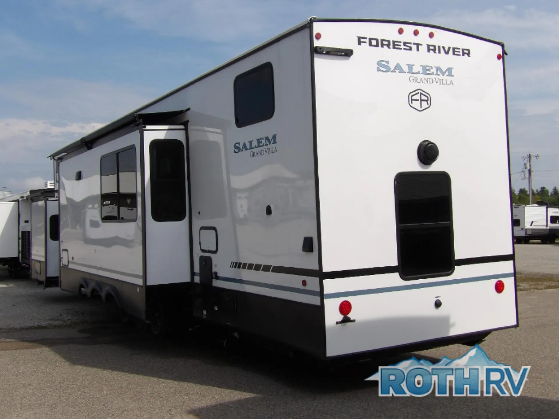 2026 Forest River Salem Grand Villa 44ZEN - Photo 4