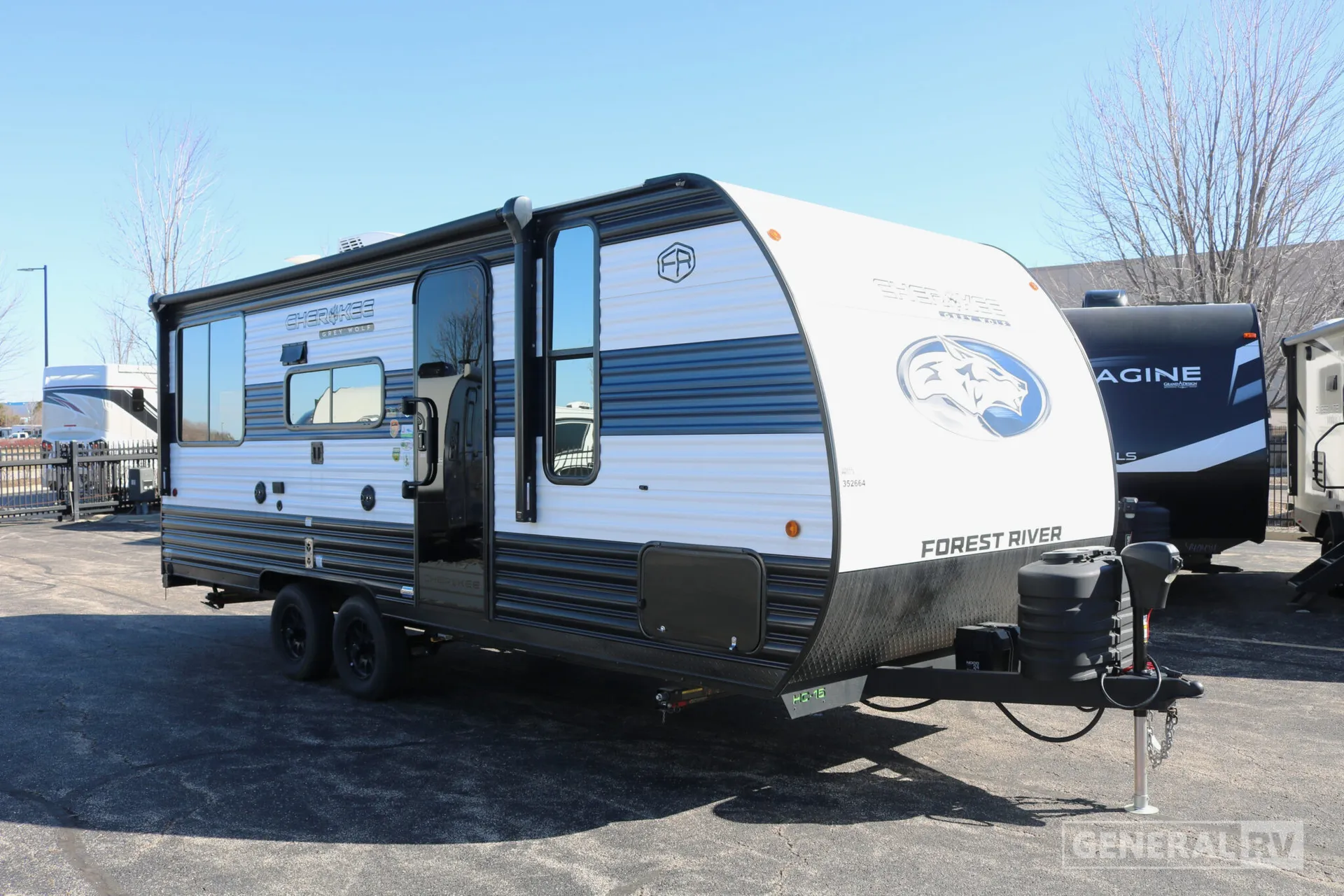 2025 Forest River Cherokee Grey Wolf 20RDSE - Photo 2