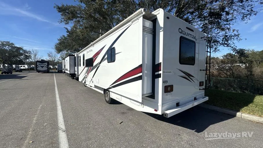 2024 Thor Motor Coach Quantum SE SE31 Ford - Photo 3