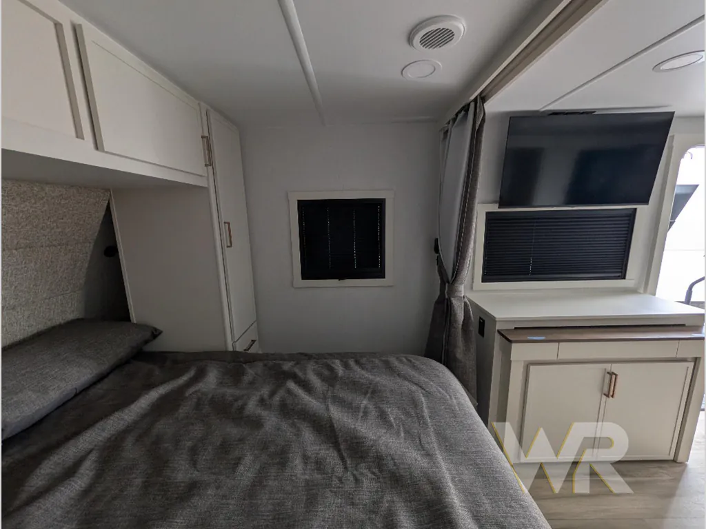 2026 Brinkley Model Ix 23X, Photos photo 4