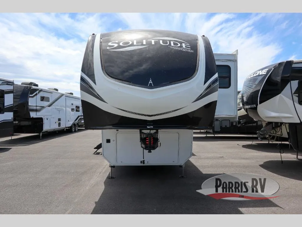 2025 Grand Design Solitude 370DV - Photo 4