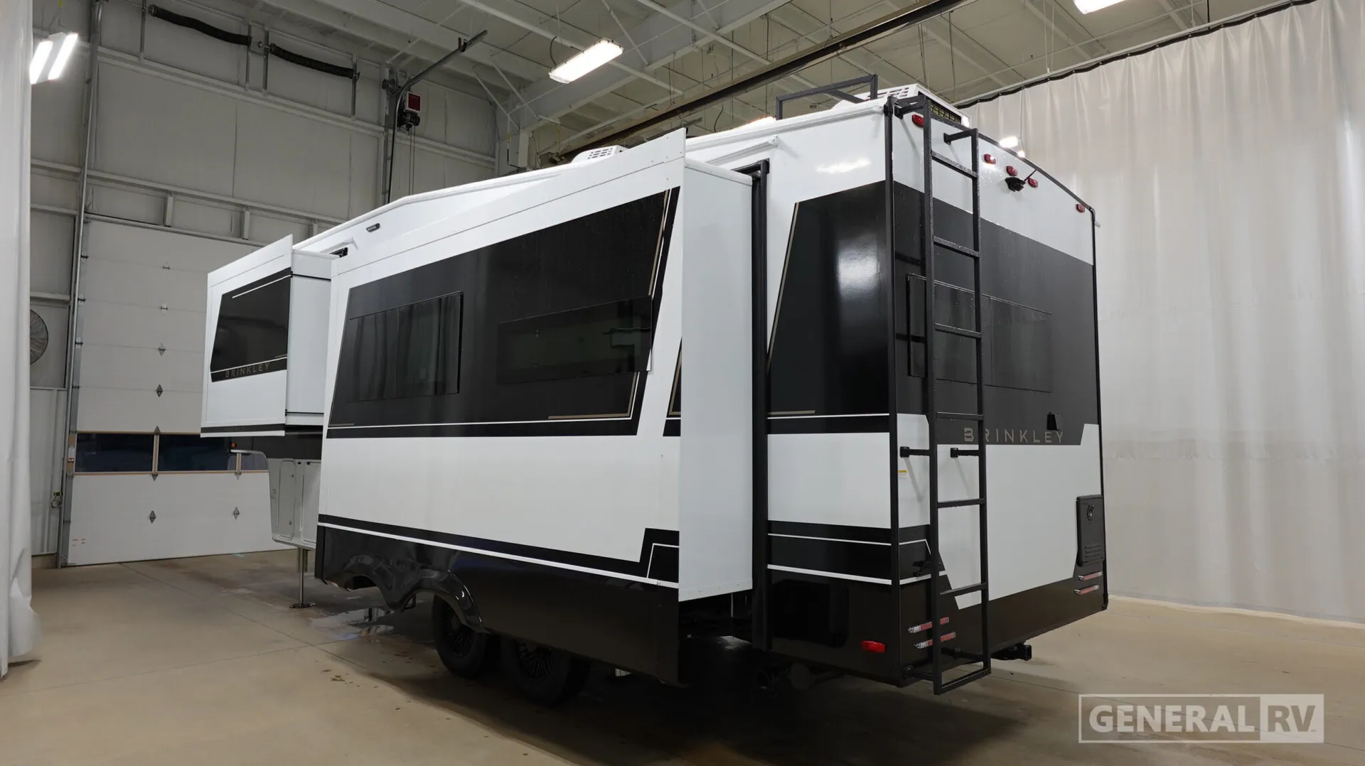 2027 Brinkley Model Z 2680 - Photo 4