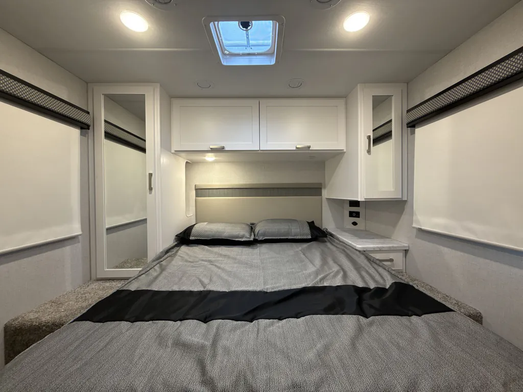 2026 Thor Motor Coach Freedom Elite 28HE, Photos photo 16