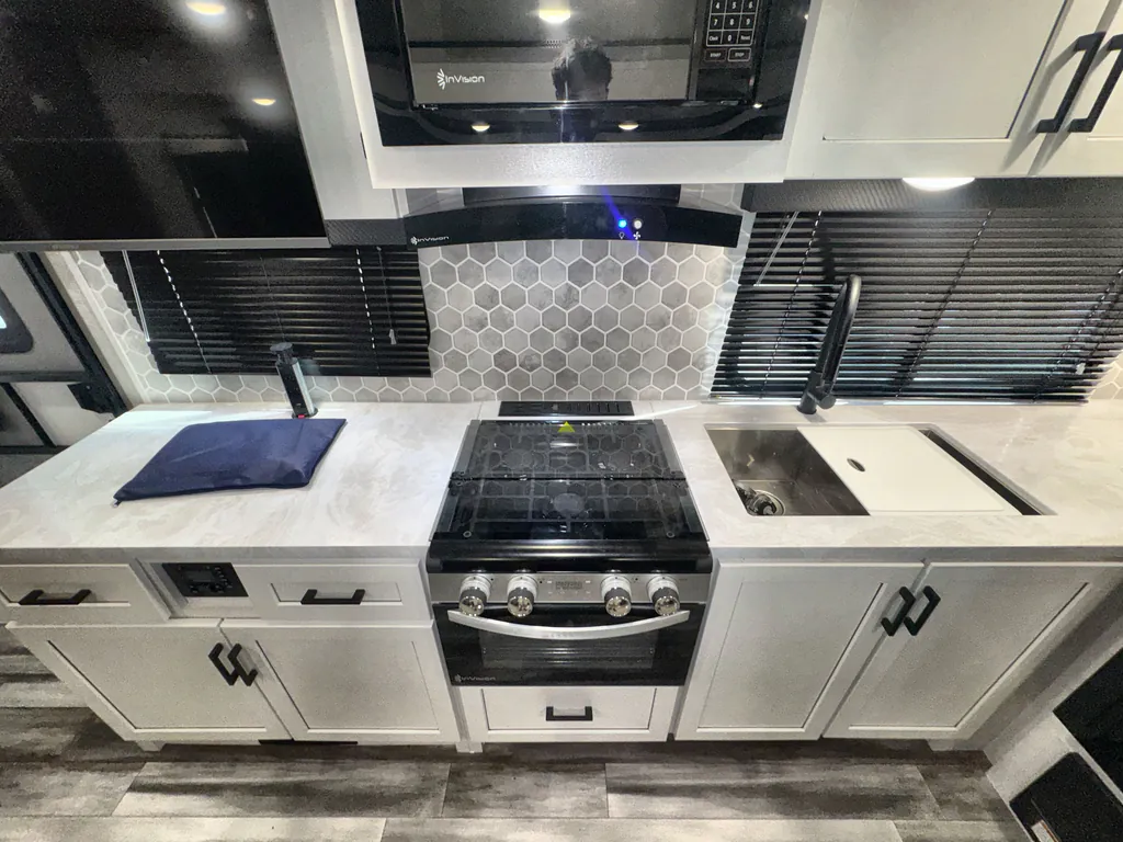 2025 Jayco Jay Feather 29QBH, Photos photo 16