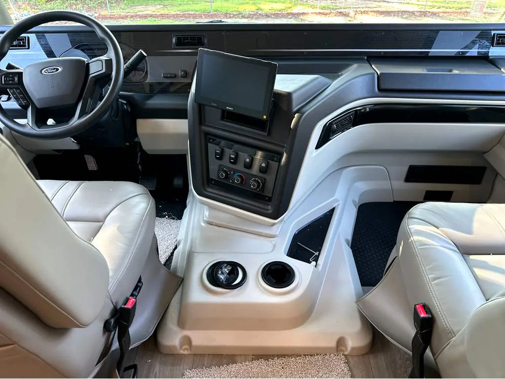 2027 Entegra Coach Vision XL 36C, Photos photo 25