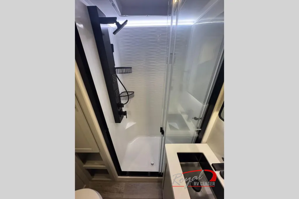 2026 Brinkley Model Z 3610, Bathroom photo 2