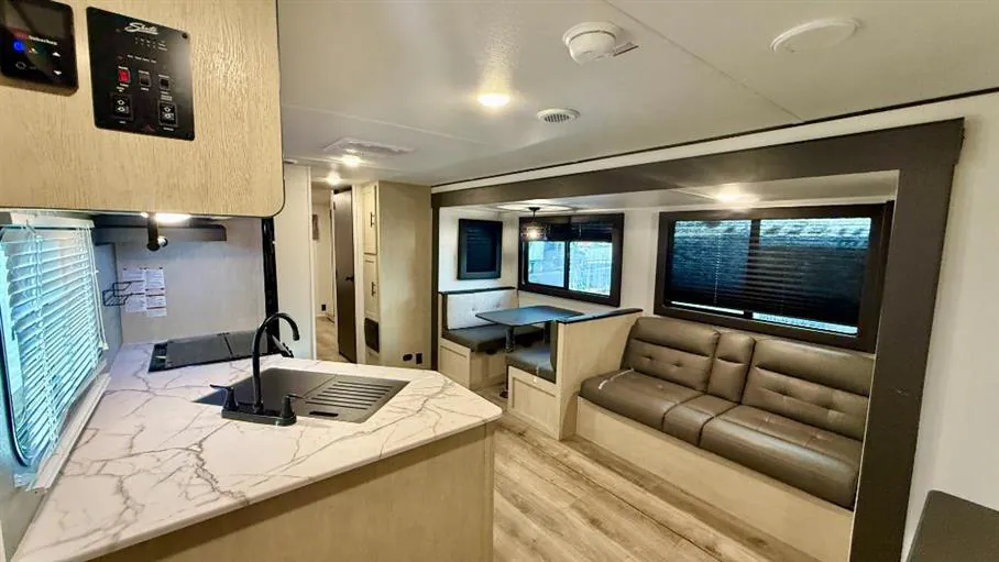 2025 Shasta i-5 Edition 532BEDS, Photos photo 8