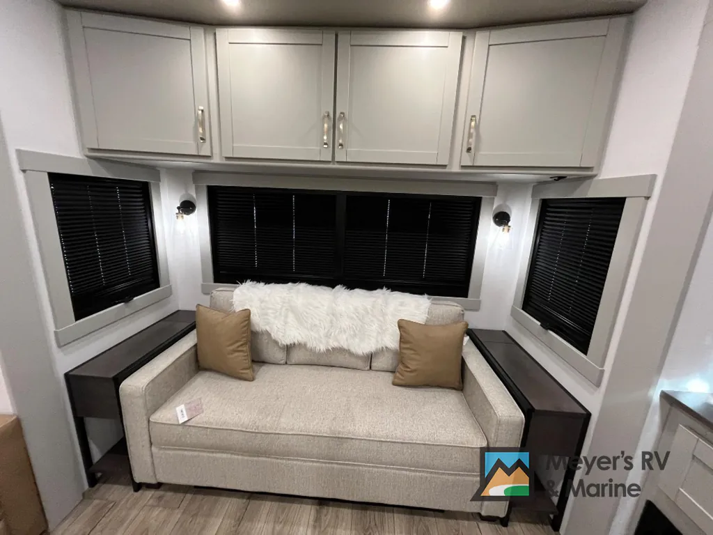2026 Brinkley Model Z 3600, Photos photo 16