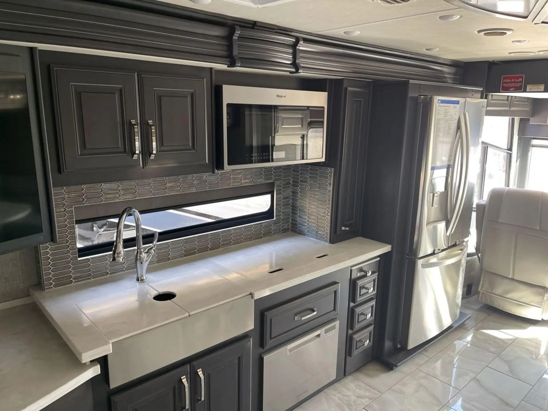2025 Holiday Rambler Armada 40P dealer photo 5 from McClains RV