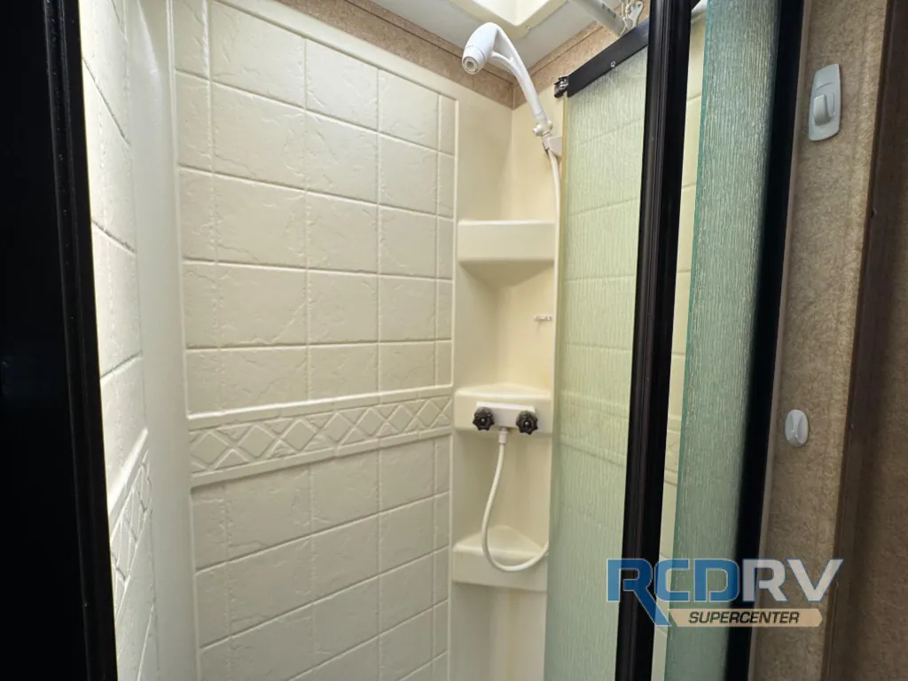 2013 Forest River Sunseeker 2650S, Photos photo 22