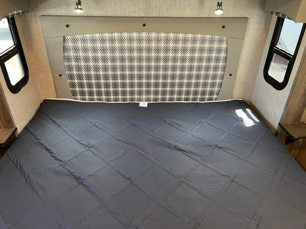 2023 Nexus Wraith 33W, Photos photo 23