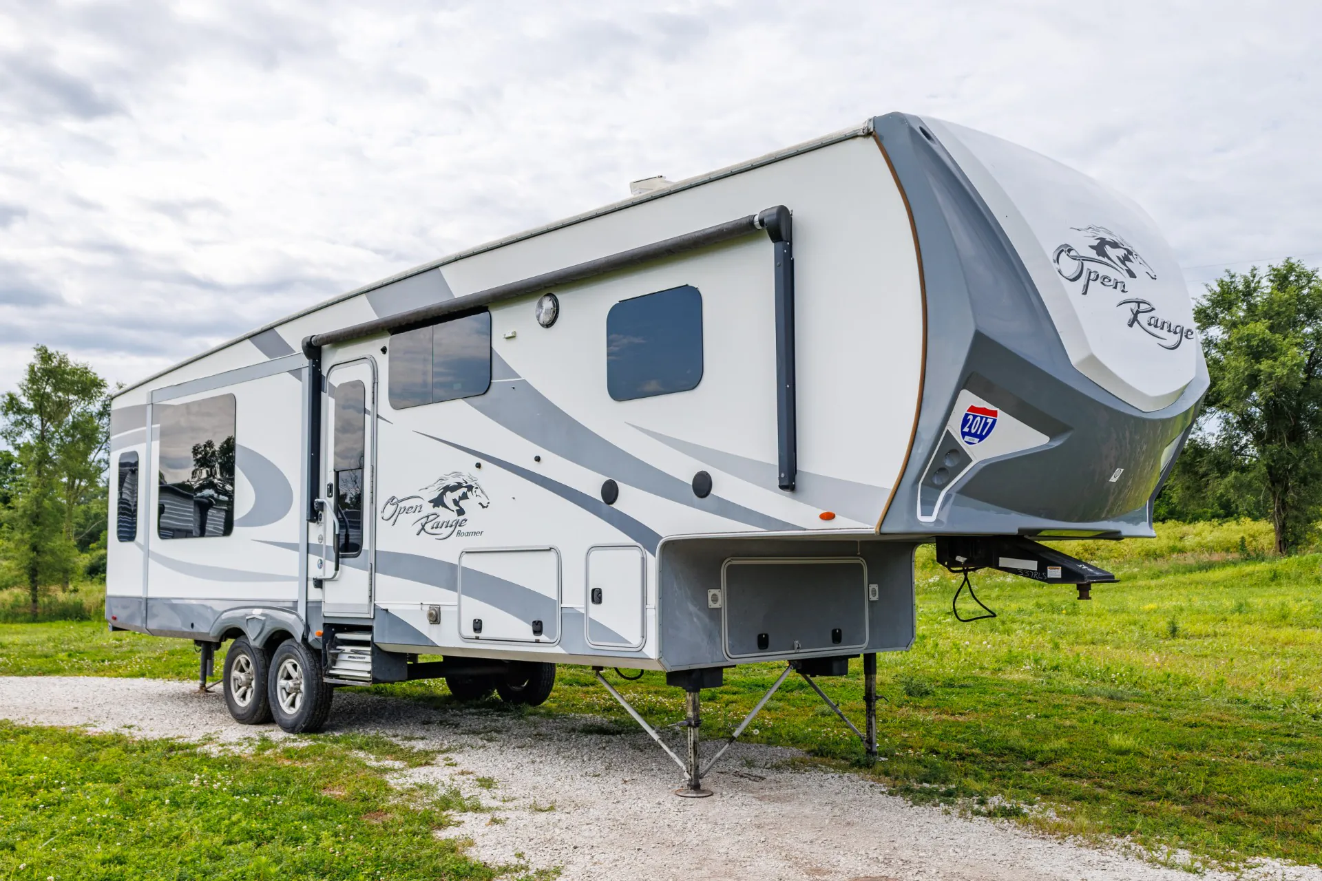 2017 Highland Ridge Open Range 337RLS - Photo 2