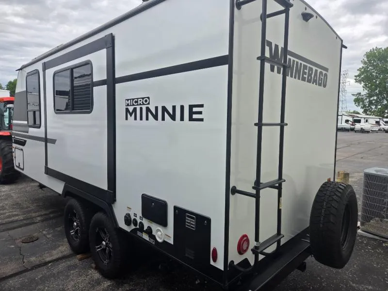 2025 Winnebago Micro Minnie 2108DS - Photo 4