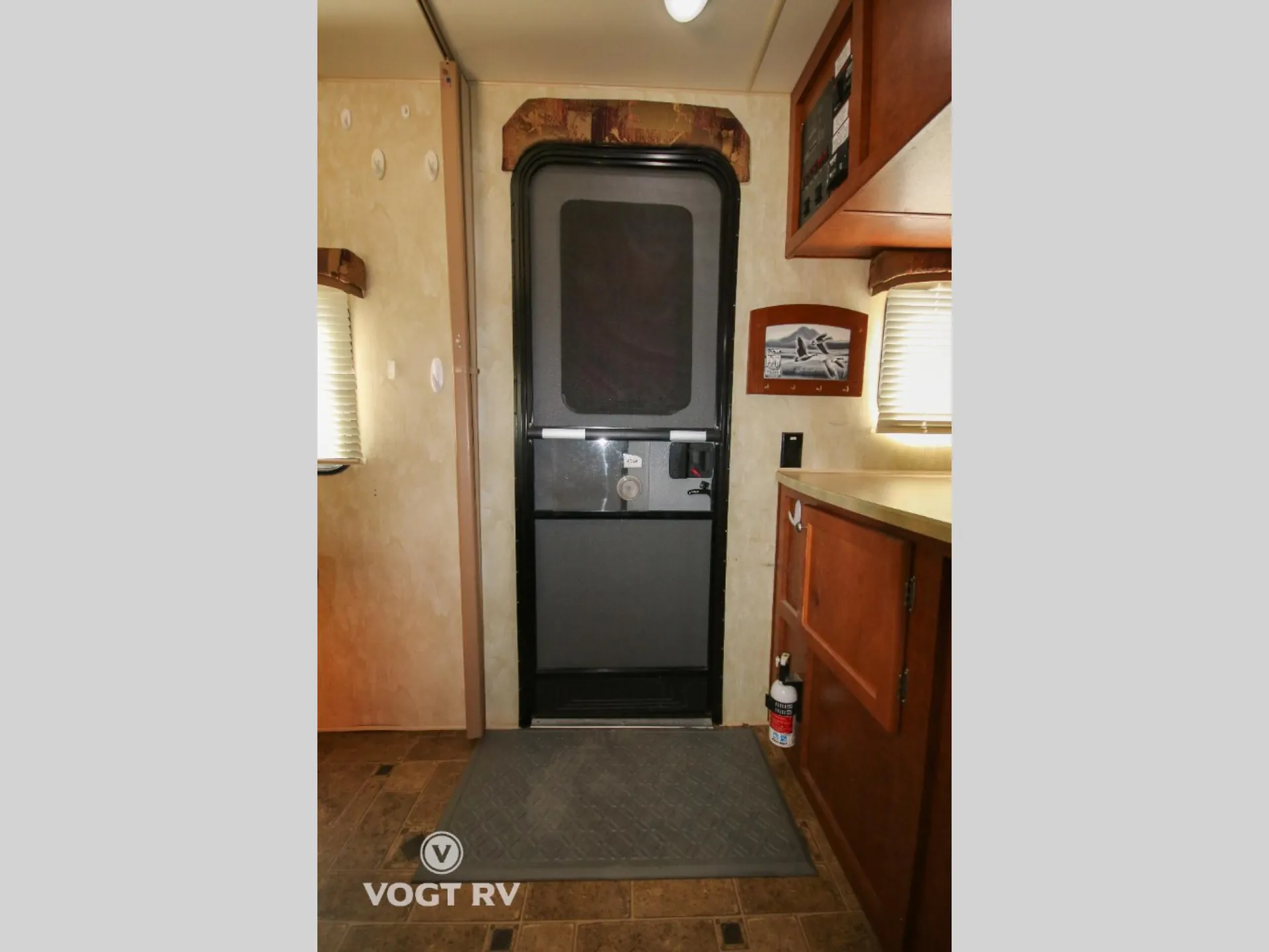 2014 Northwood Nash 23D - Photo 4