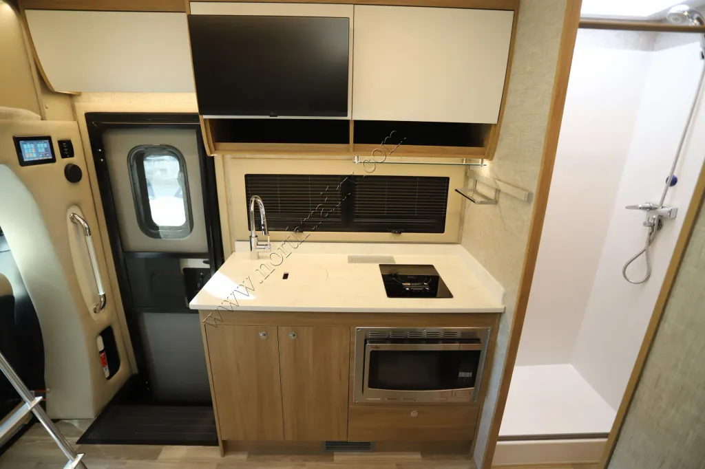 2026 Tiffin Wayfarer 25 XLW, Photos photo 13
