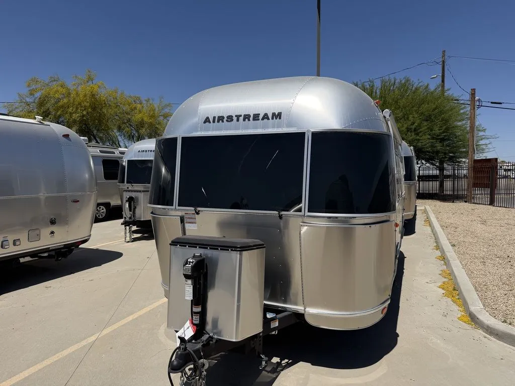 2025 Airstream Caravel® Caravel - Photo 2
