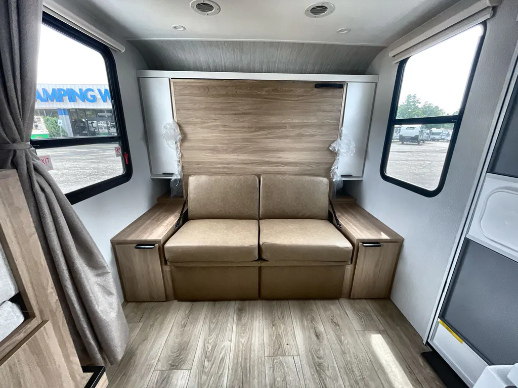 2027 Winnebago Micro Minnie 2108DS, Photos photo 15