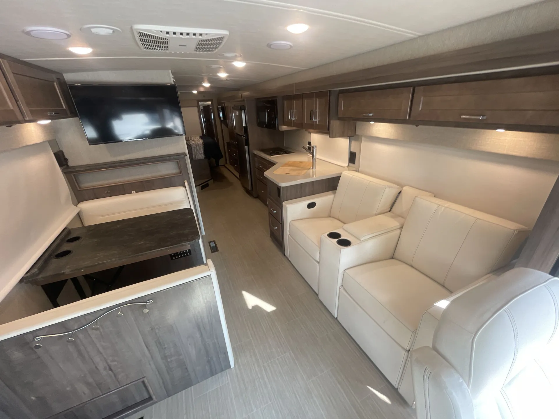 2022 Winnebago Adventurer 29B - Photo 3