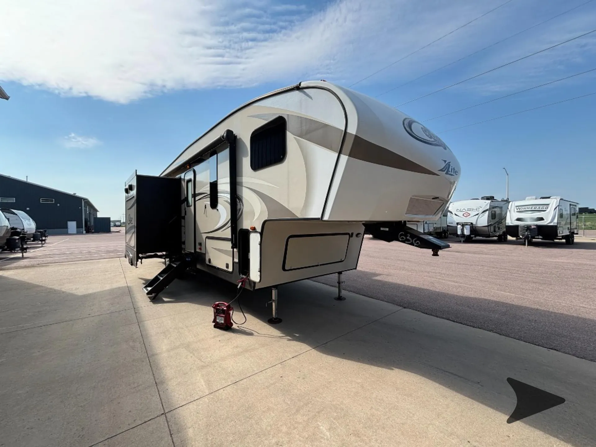 2016 Keystone Cougar XLite 28RKS - Photo 2