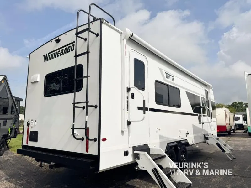 2026 Winnebago Thrive 24RKS - Photo 4