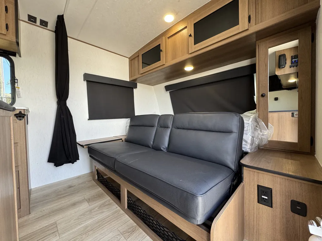 2027 Coachmen Apex Nano 186BH, Photos photo 6