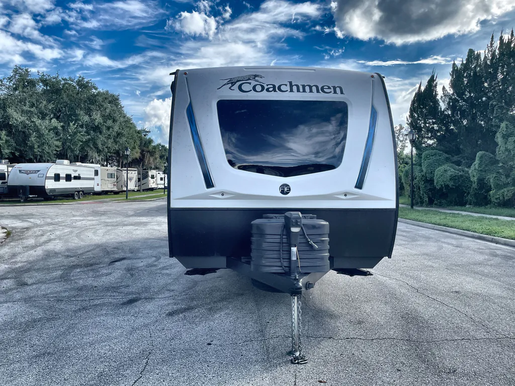 2024 Coachmen Freedom Express Select 31SE, Photos photo 4
