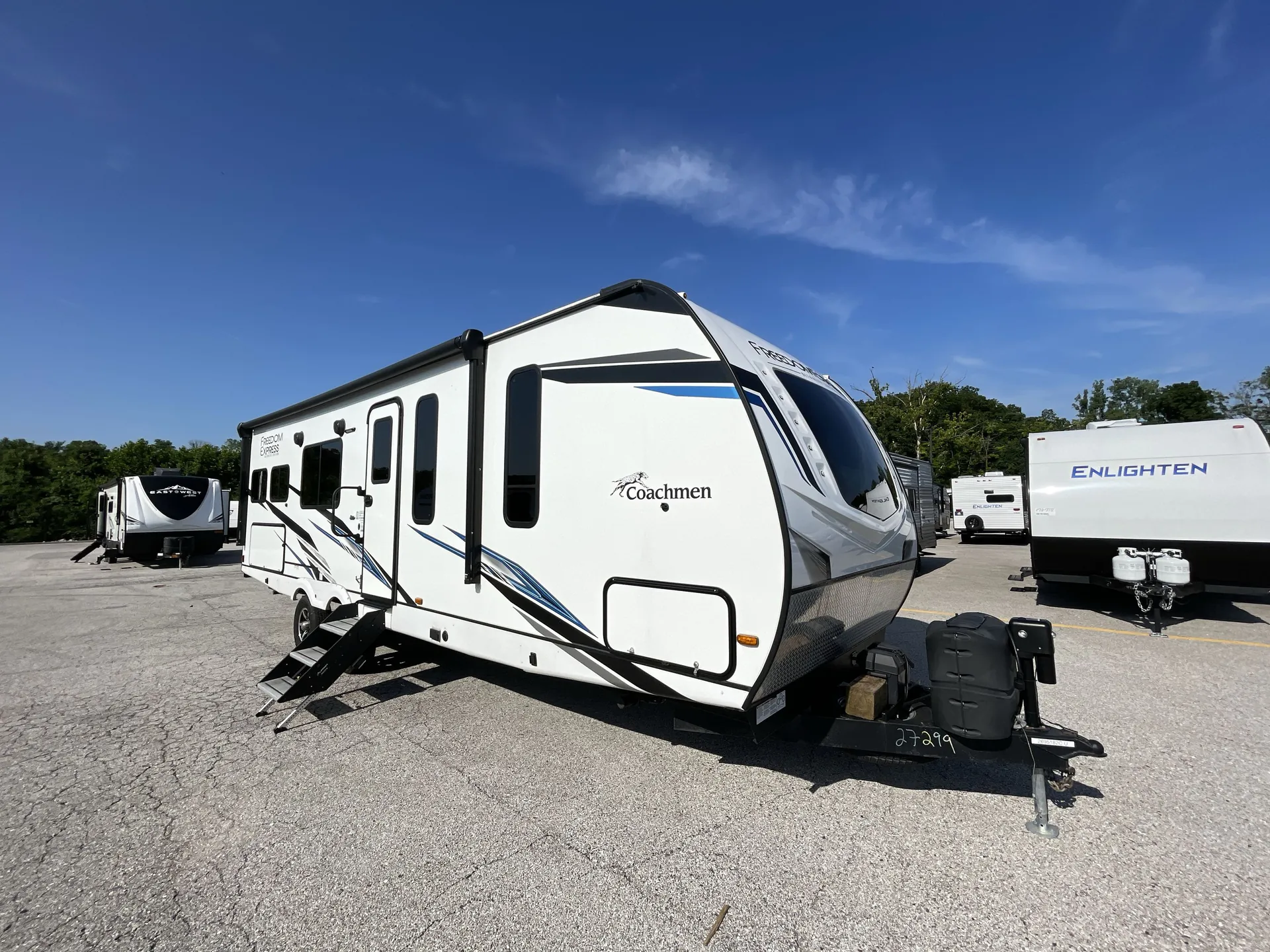 2023 Coachmen Freedom Express Ultra Lite 274RKS - Photo 2