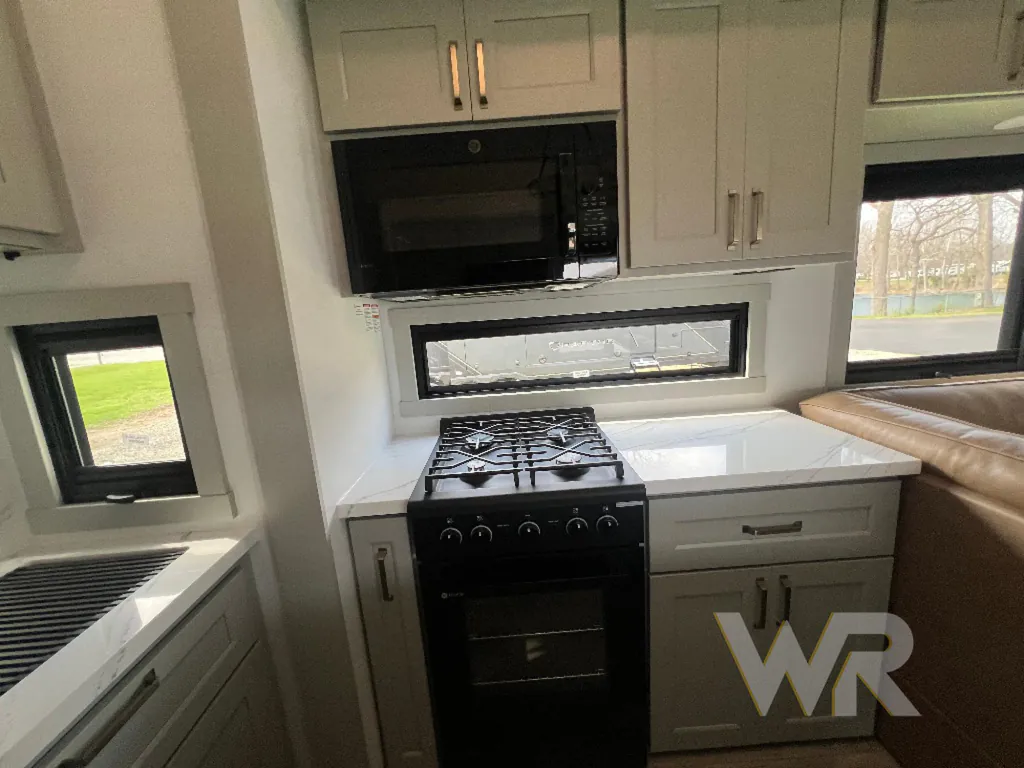 2026 Brinkley Model G 3950, Photos photo 23