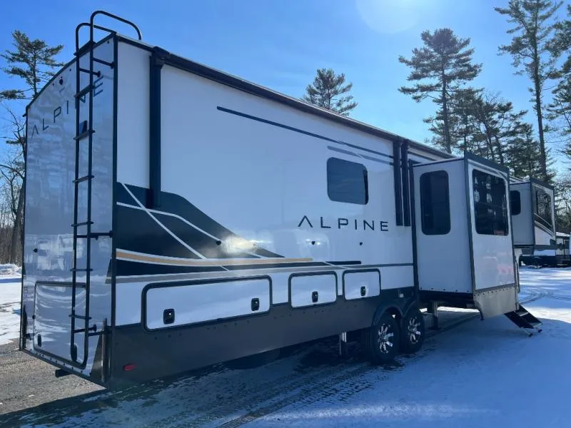 2025 Keystone Alpine 3712KB - Photo 3