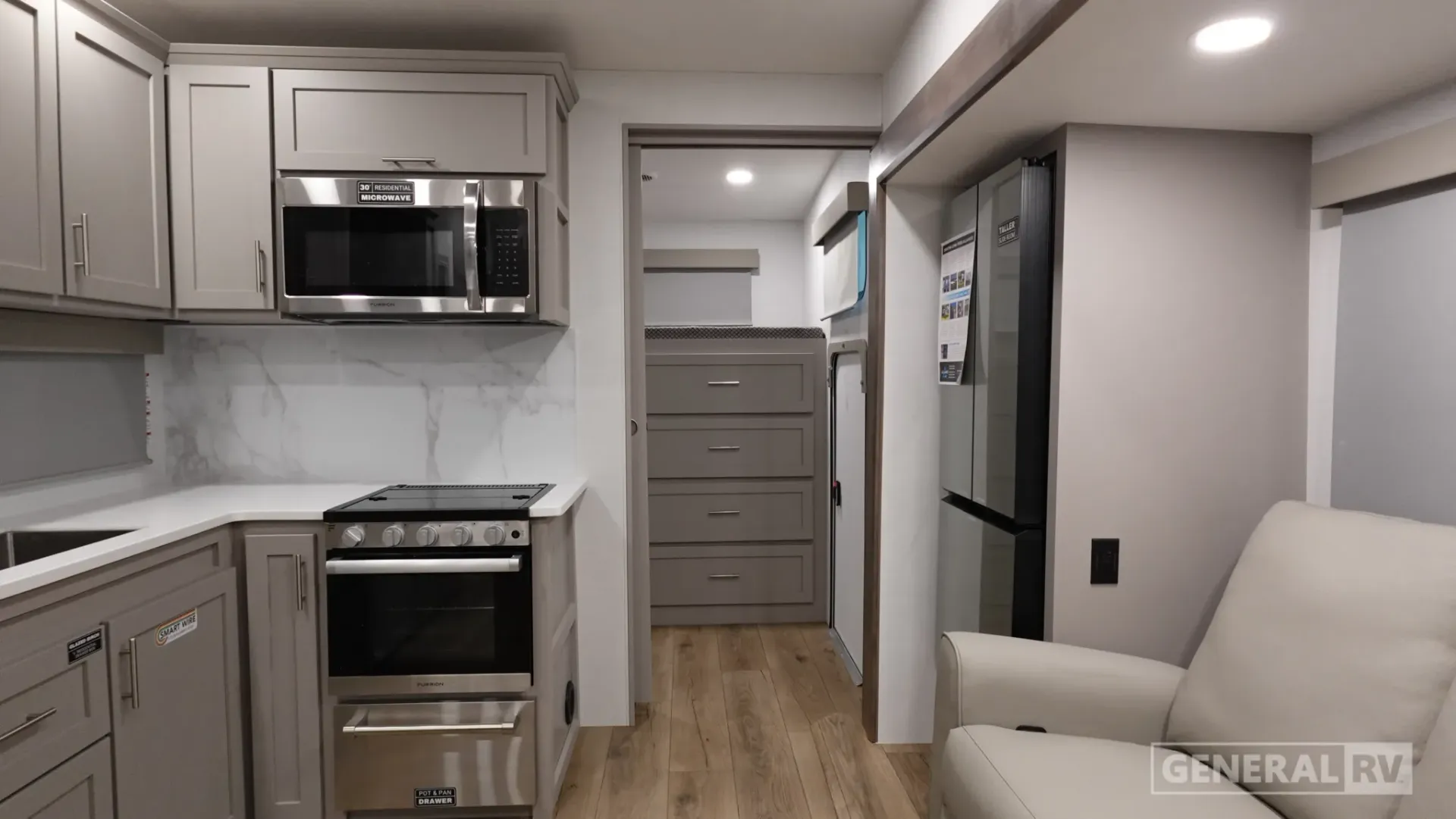 2026 Alliance RV Avenue All-Access 29BH - Photo 3