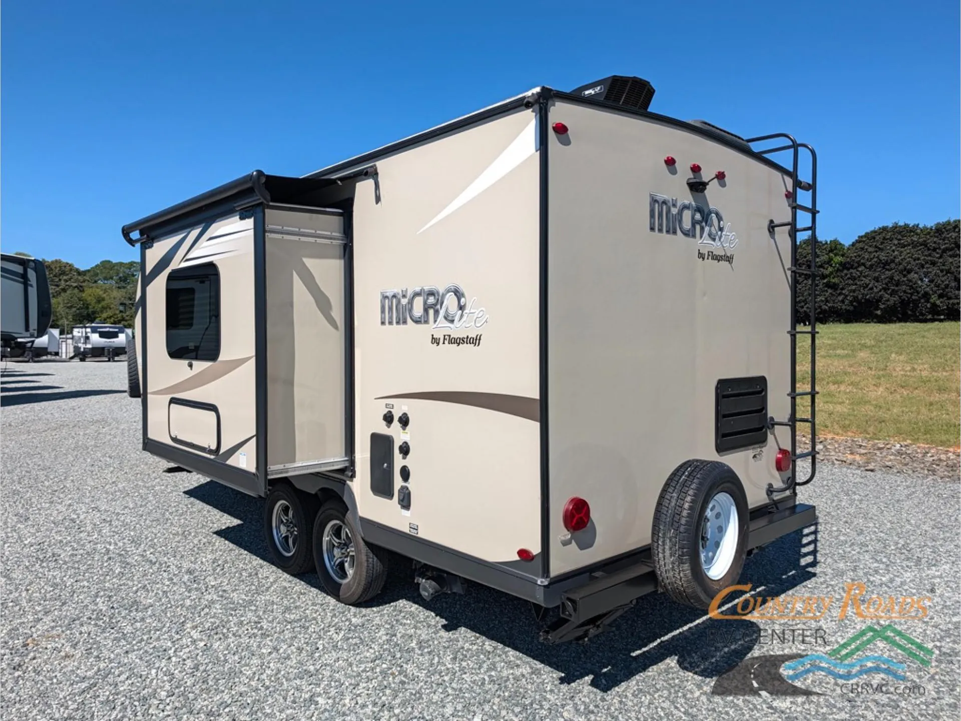 2020 Forest River Flagstaff Micro Lite 21FBRS — Photo 5