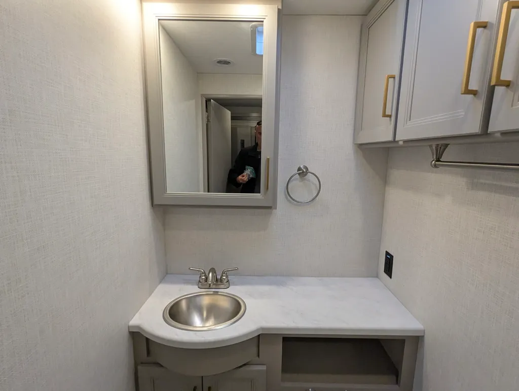 2026 Thor Motor Coach Windsport 36H, Photos photo 22