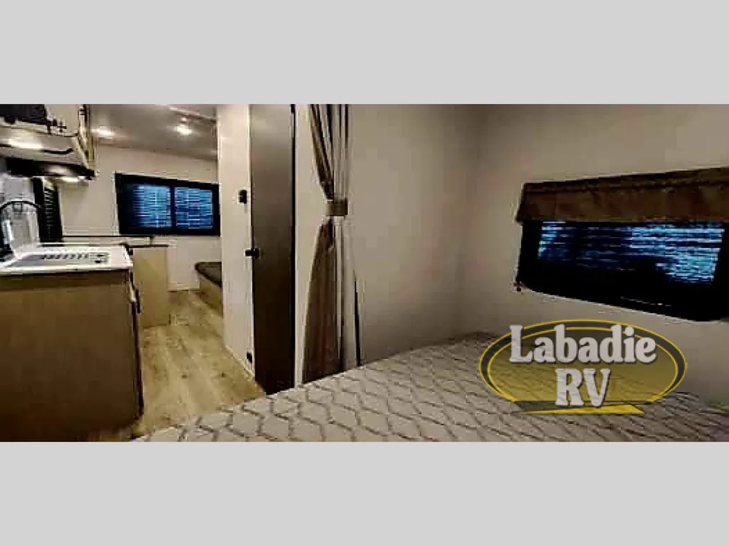 2026 Shasta RVs i-5 Edition 521CK, Photos photo 16