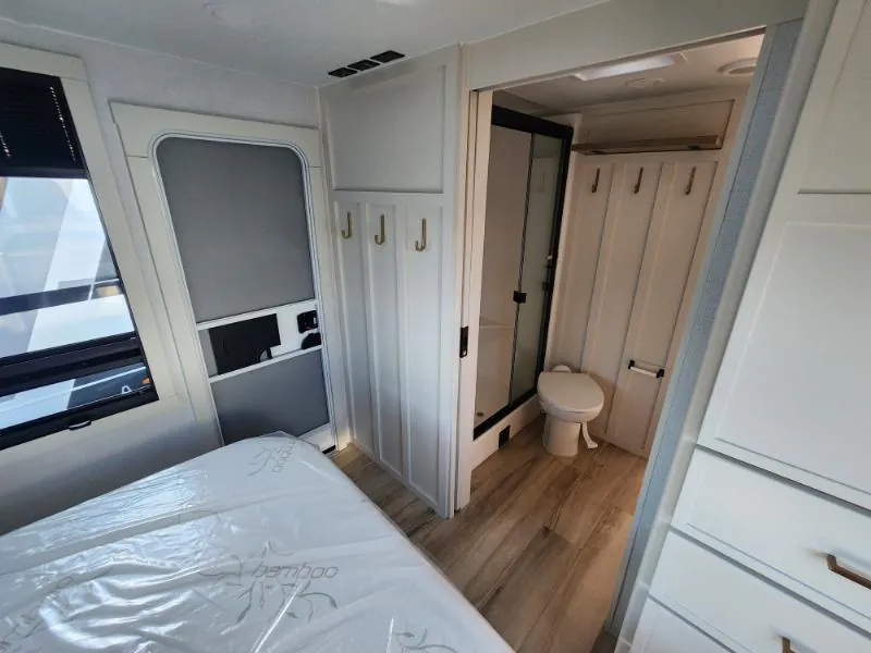 2026 Brinkley Model I 294, Photos photo 32