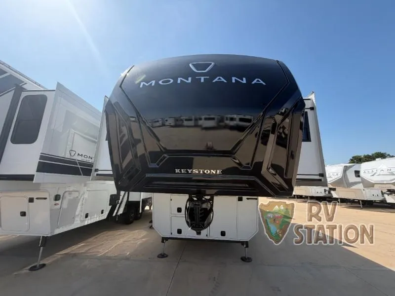2027 Keystone Montana 3800FL - Photo 3