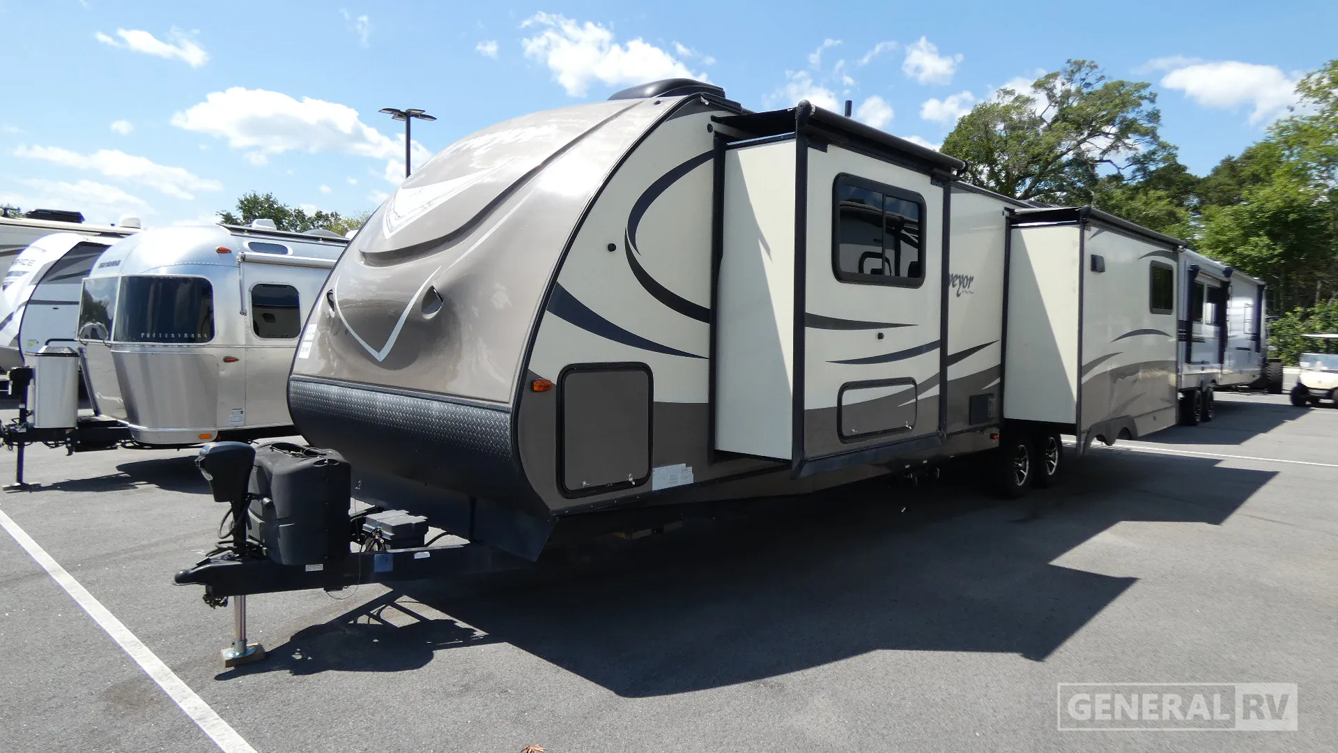 2017 Forest River Surveyor 33RETS — Photo 5
