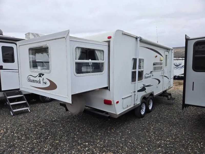 2007 Forest River RV Shamrock 23RS - Photo 2