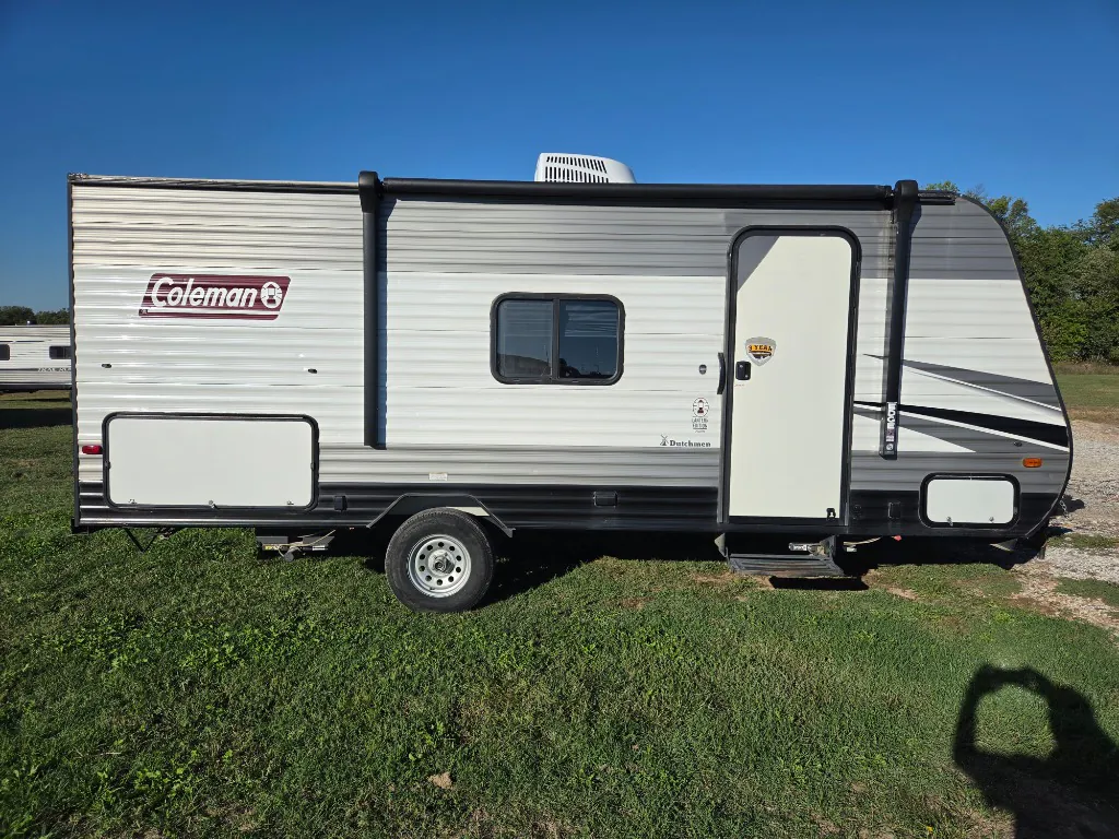 2021 Dutchmen Coleman Lantern LT 18BH, Photos photo 9