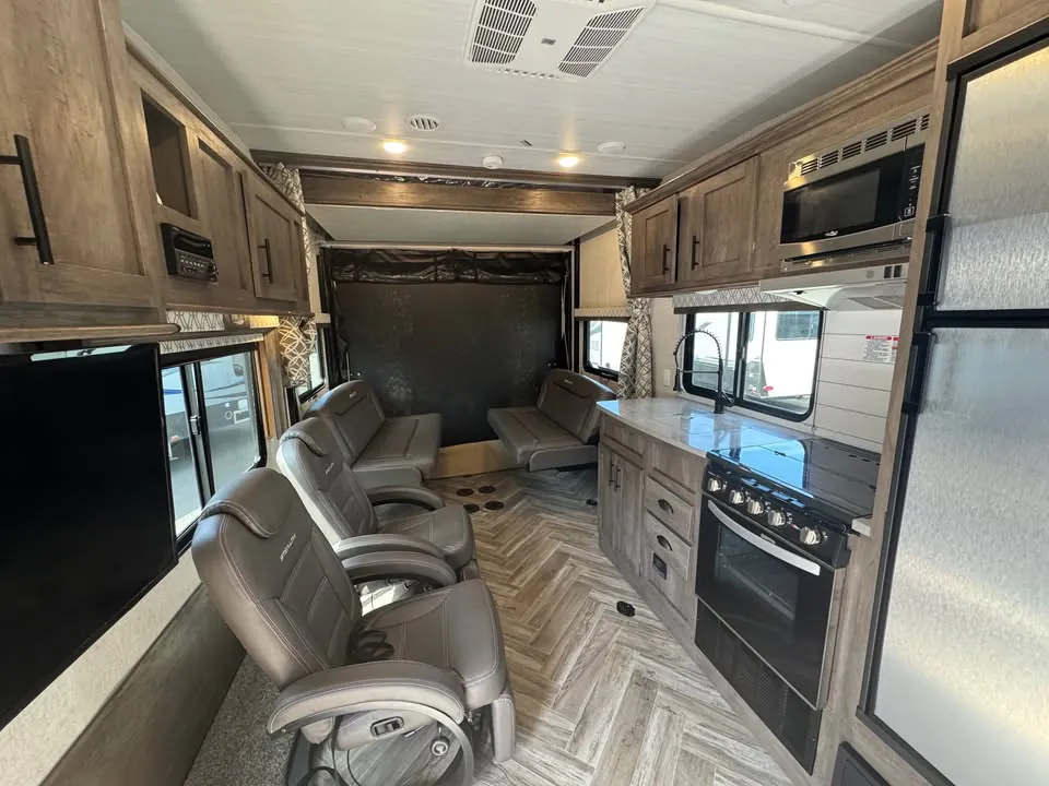 2021 Forest River Stealth FQ2413G, Photos photo 14