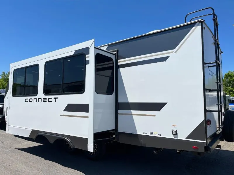 2027 KZ Connect 261RB - Photo 4