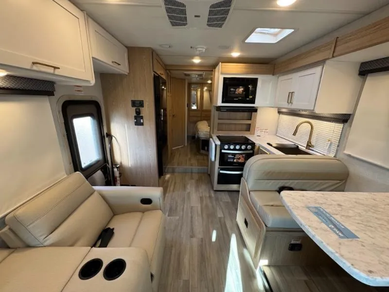 2026 Thor Motor Coach Four Winds 29K - Photo 3