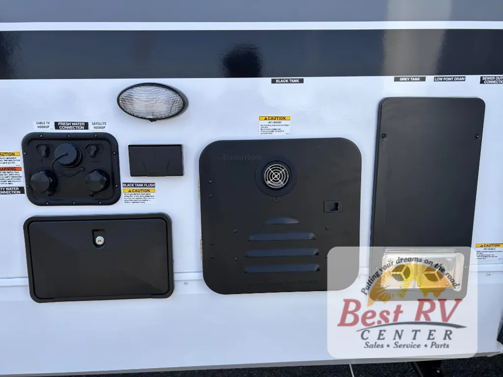 2026 Forest River Cherokee Alpha Wolf 33BH, Photos photo 110